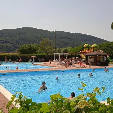 Holiday park International Holidays Luxe House: Beachfront Pool In Lerici, Pet-friendly Ameglia