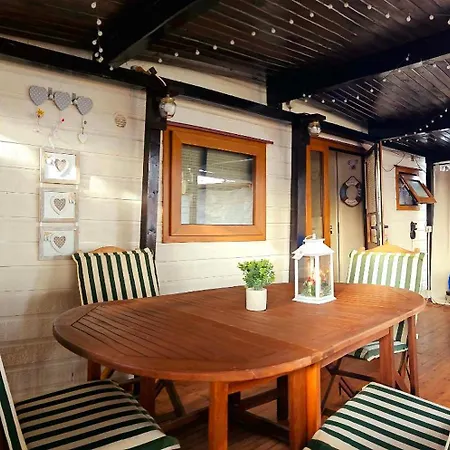 Holiday park International Holidays Luxe House: Beachfront Pool In Lerici, Pet-friendly Ameglia