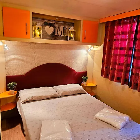 Ferienpark International Holidays Luxe House Pool Beach-lerici-cinque Terre-liguria Vacanze-dog Ok In Touristic Village River *